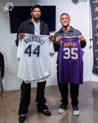 Phoenix Suns star Kevin Durant shares a special moment when he met baseball star Julio Rodríguez before the game against the Thunder