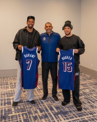 Grant Hill Presents Special Surprise to Devin Booker and Kevin Durant